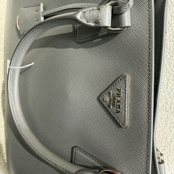 Prada Saffiano Lux large Tote Color Grey - Picture 2 of 12